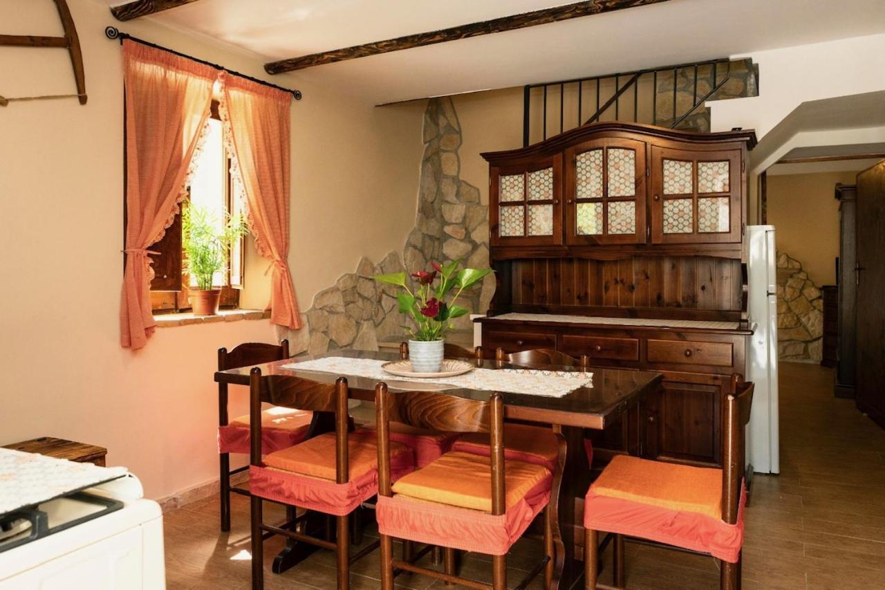 La Casa Del Vico Villa Sant'Eufemia a Maiella Luaran gambar